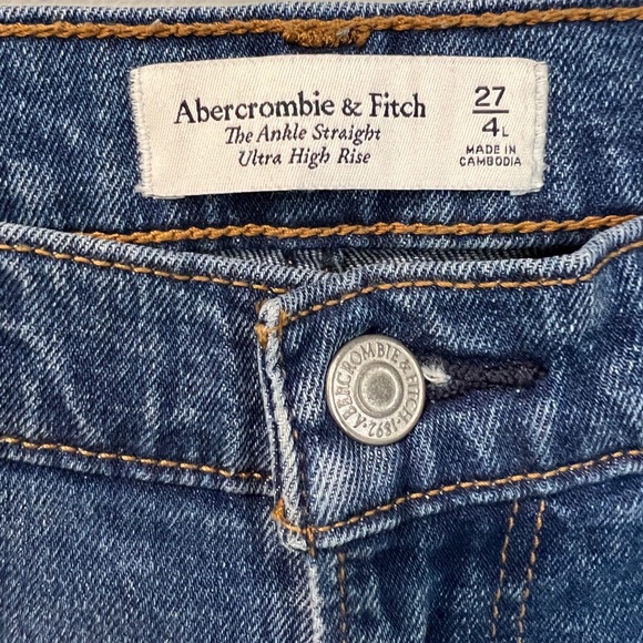 Abercrombie Ankle Straight Ultra High Rise 27/4L - Picture 5 of 5